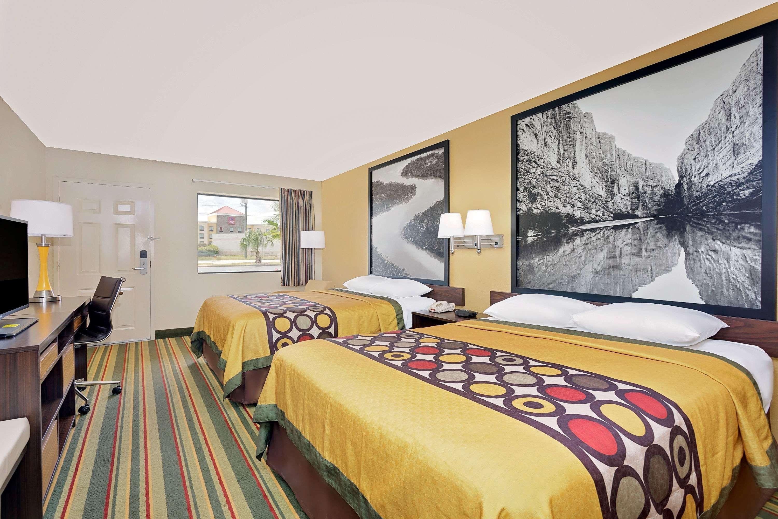 Super 8 By Wyndham Byron/South Macon Hotel Kültér fotó